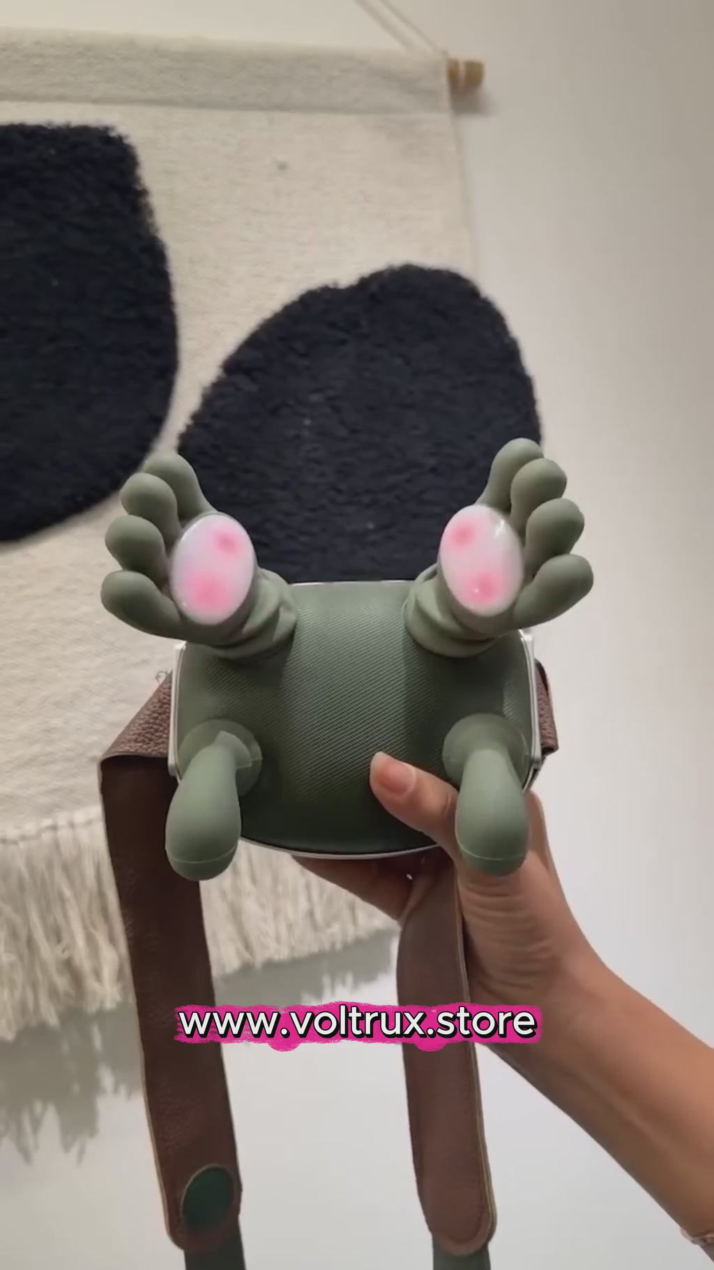 4D Human Hand Heated Neck & Shoulder Massager | Portable Deep Tissue Wireless Massager with Heat Therapy