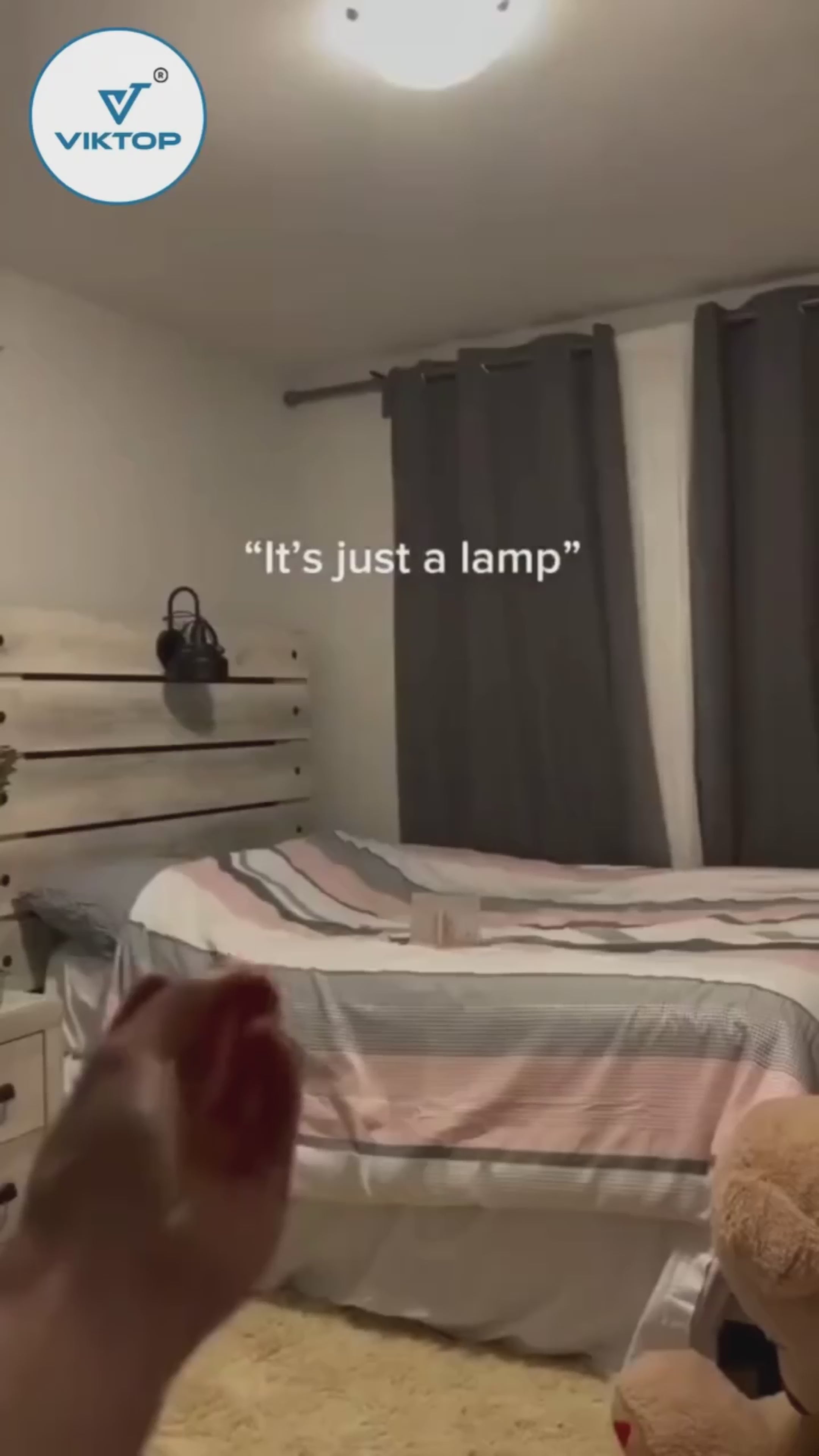 Northern Lights Ocean Wave Crystal Lamp | 16-Color Water Ripple Projector with Remote (Viral Aesthetic Light)